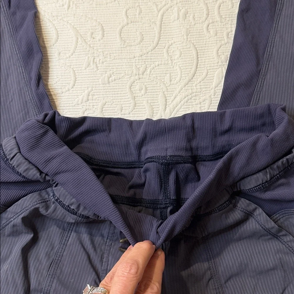 lululemon athletica Navy Blue Track Joggers Vintage 6. FLAW Dance pant